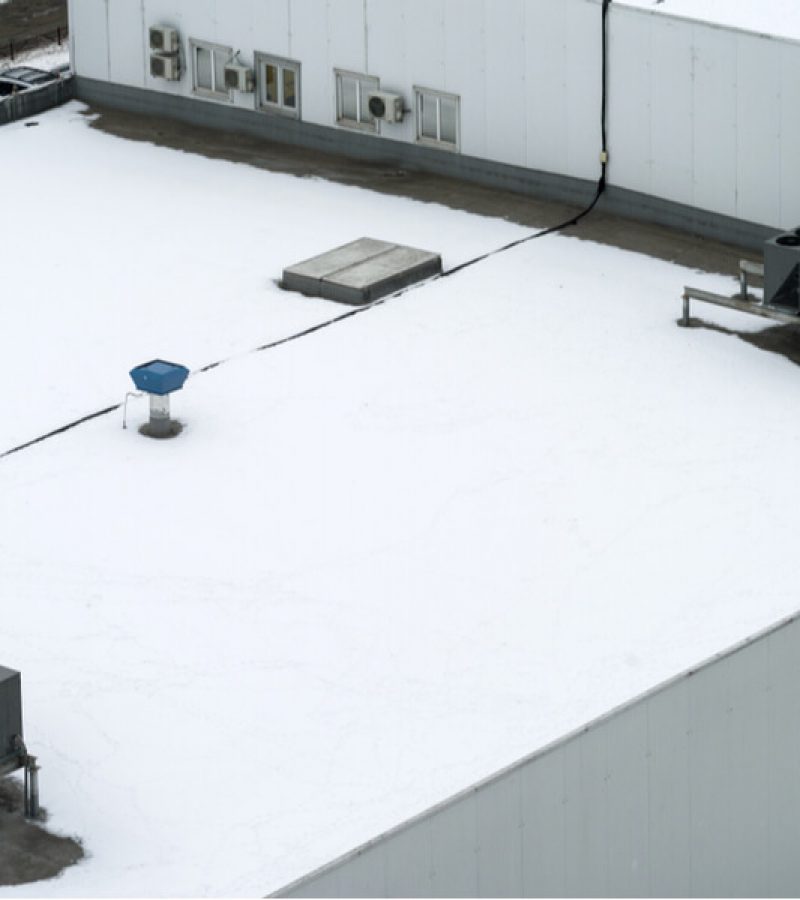 Benefits of replacing an industrial roof in winter